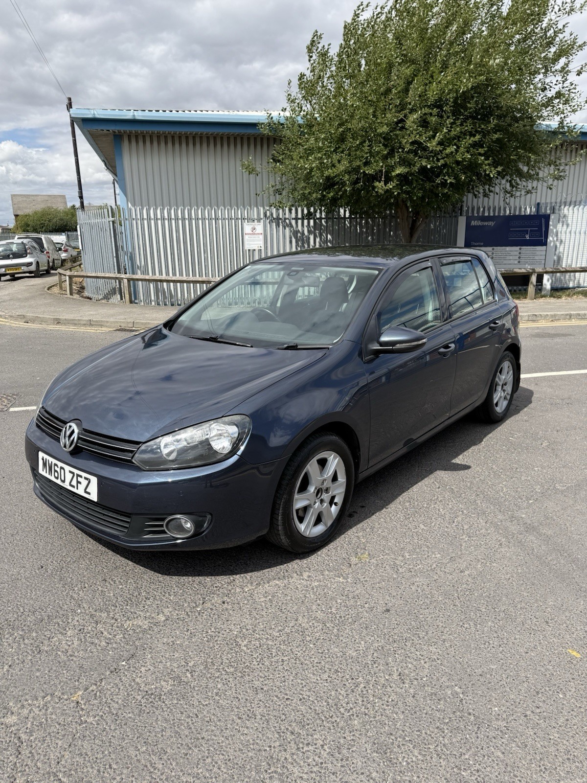 2010 Mk6 Volkswagen Golf 1.6tdi DSG Automatic 5 Door Hatchback Diesel Blue