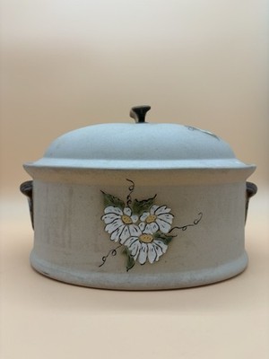 Vintage 1980 Oven Stoneware Casserole Dish Lid Daisy - Signed By Artist