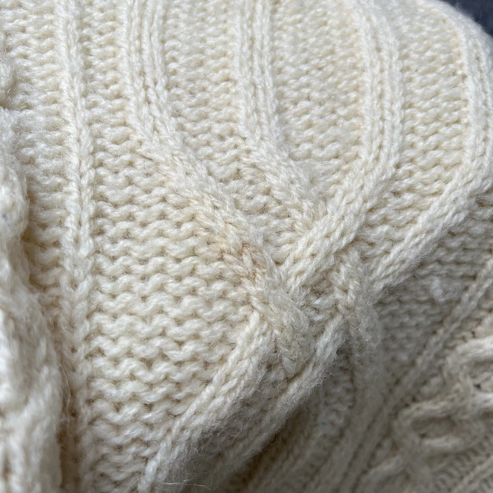 Vtg Club Room Irish Wool Cable Knit Fishermans Sweater Chunky Mens L - Image 4 of 4