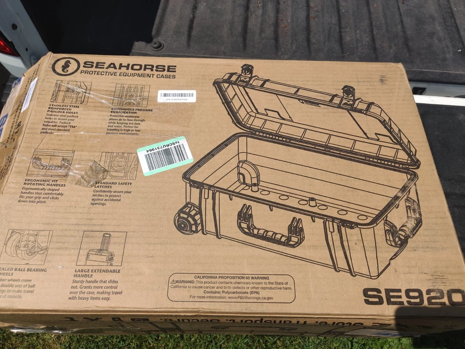 New Seahorse SE920 With Liners Photo Case Great for Protecting Your Equipment  - Image 3 of 4