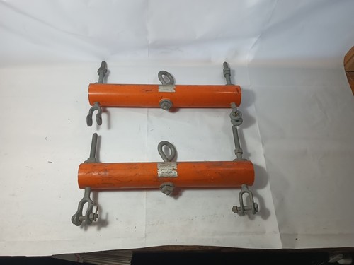 Pair Of LINEMAN A.B.  CHANCE SPREADER E402-0099 Fiberglass Tool Es20