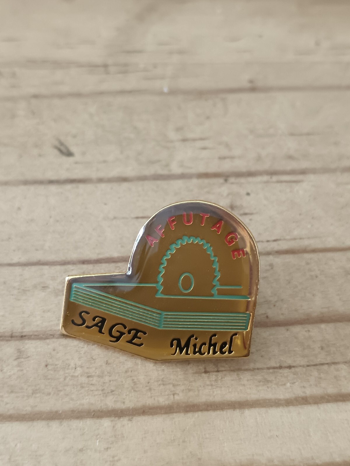 Pin's Collector Hard Rock Revolver, Hommage Guns N' Roses, Musique Enamel