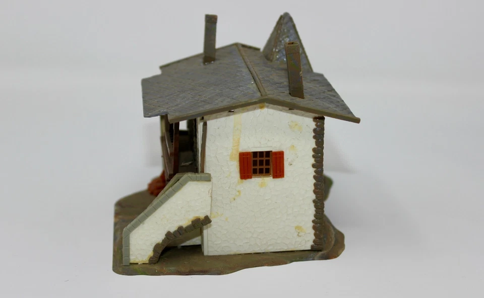 HO Scale Faller 281 Pre-Built "Alpina" Alpine House #62 - Image 3 of 4