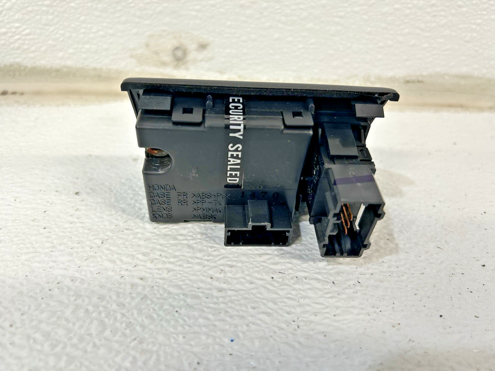 Picture 4 of 6