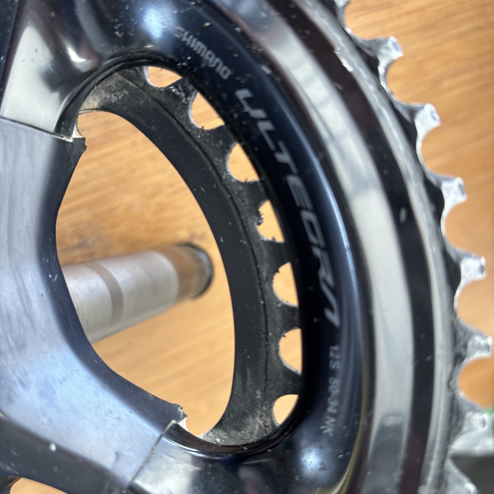 Shimano Ultegra R8100 12 Speed Crankset 175mm 50/34