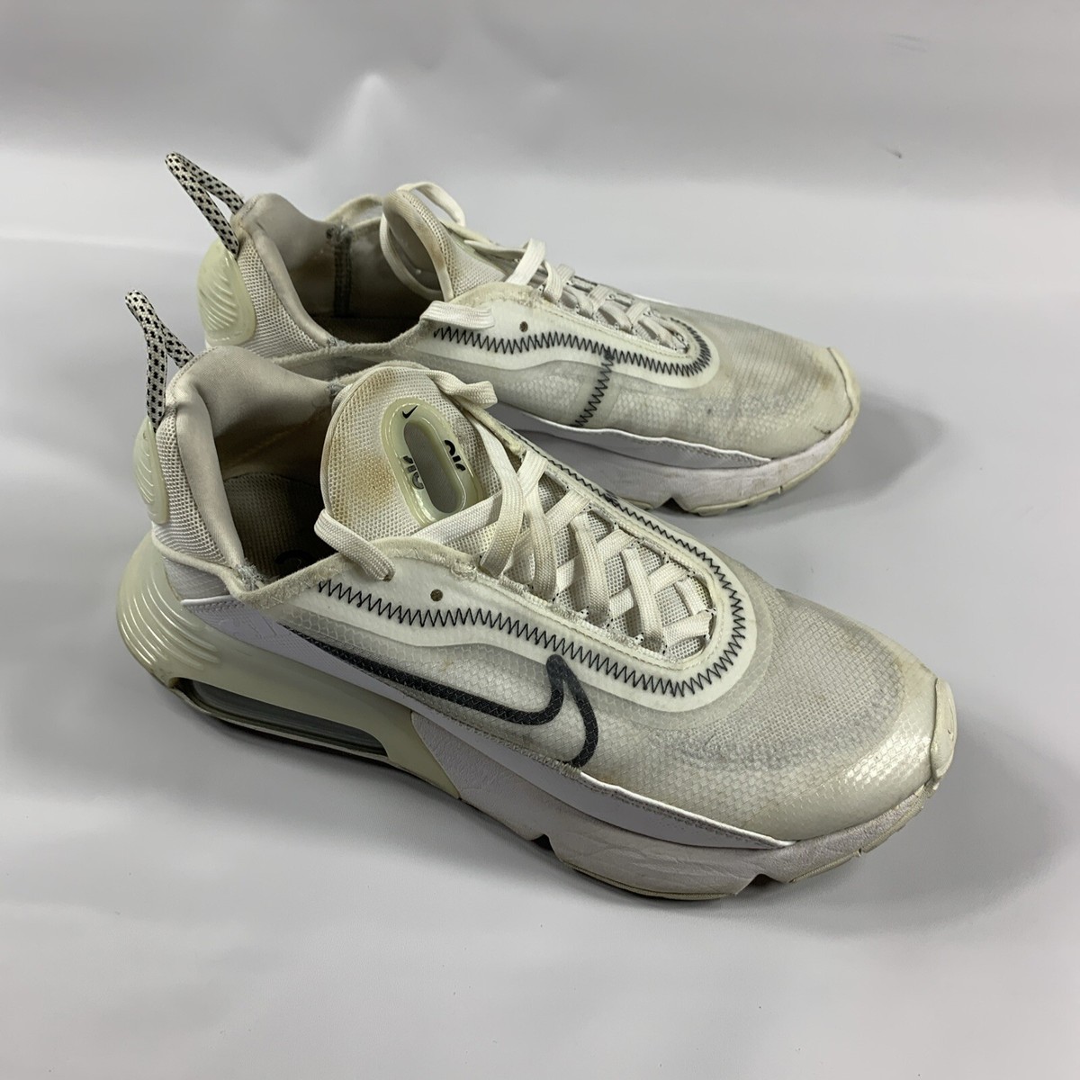 【NIKE】WMNS AIR MAX 2090 CK2612-100 Nike Women's Air Max 2090 CK2612-100 White Running Shoes