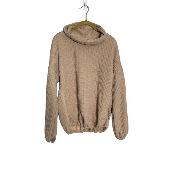 Max Studio Beige Waffle Knit Pullover Medium - image 1