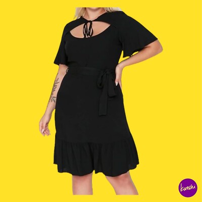 TRENDYOL Damen Midikleid in Übergröße, Halsband, schwarz, UK 16 | EU 44 | US 12