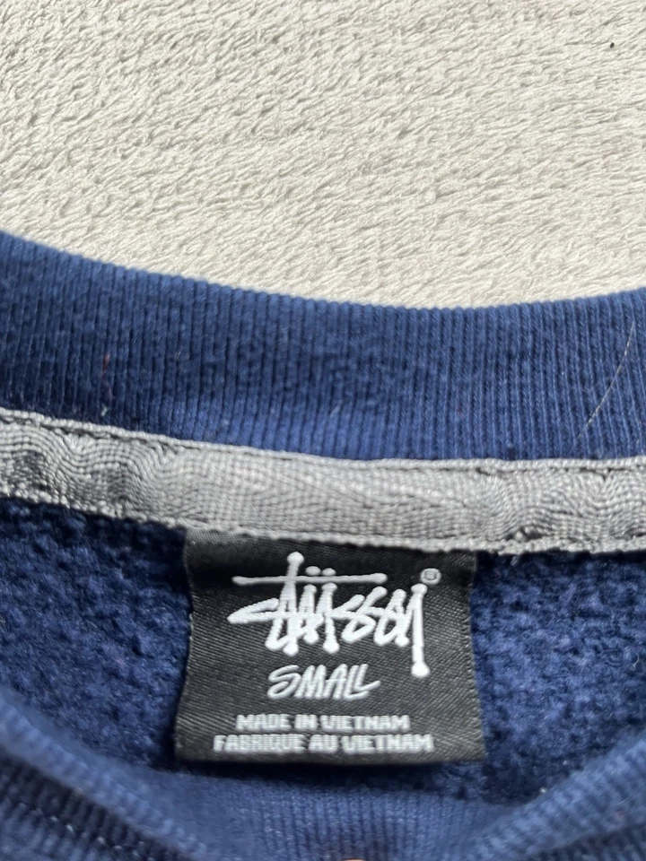 Sweatshirt Stussy rework vintage bleu marine et blanc - Photo 3/4