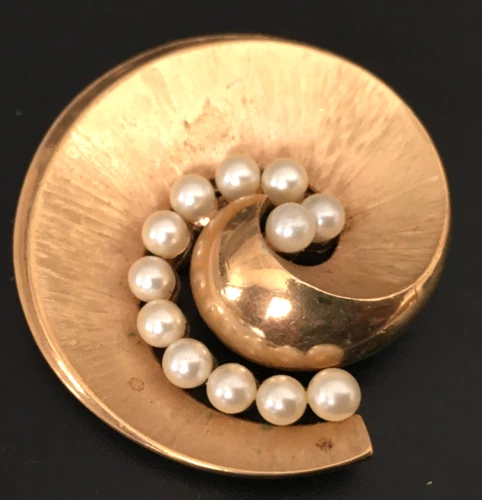 Vintage Brooch Pin SIGNED TRIFARI Leaf Faux Pearl Gold tone Jewelry lot x