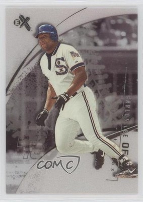 2002 E-X Carlos Lee #83 0e2x