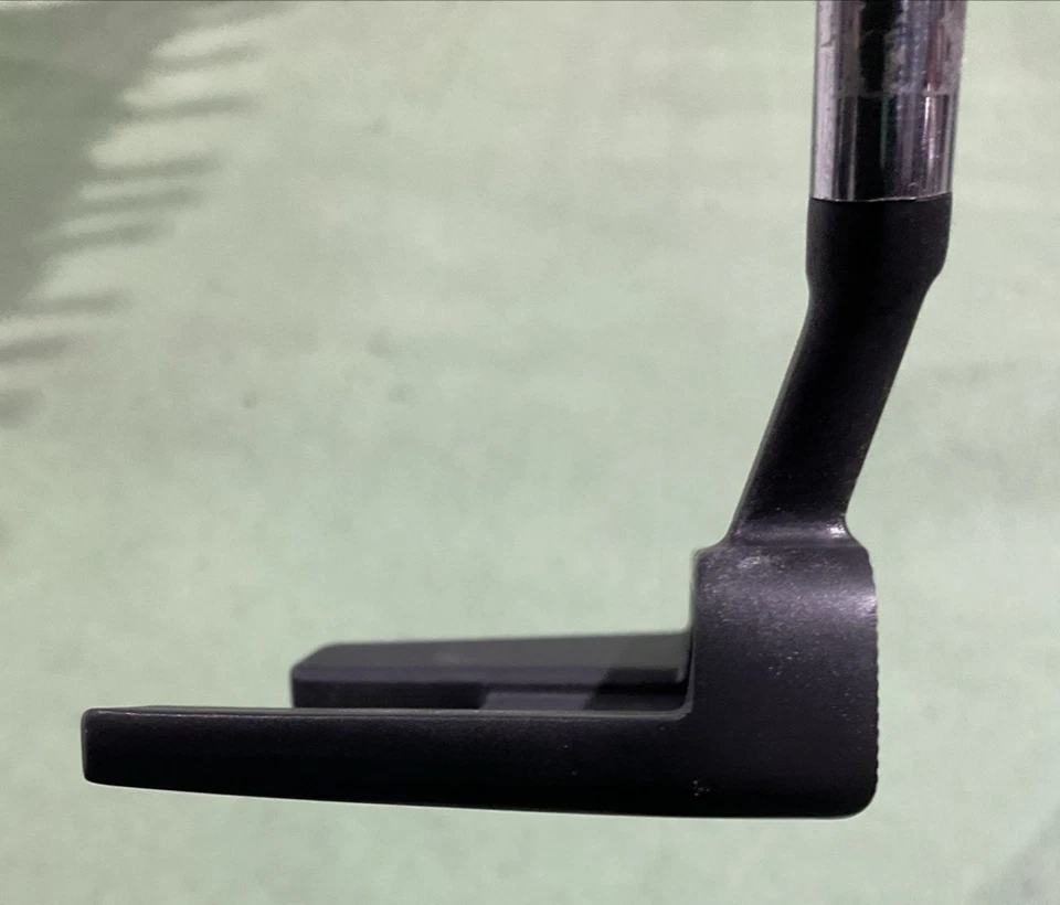 TourEdge Golf NARROWS TEMPLATE SERIES 35" Left-Handed Mid-Mallet Putter 10" Grip - Image 4 of 4