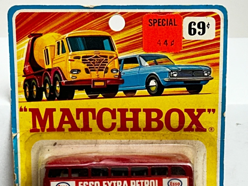 Matchbox No. 74 Esso Extra Petrol Double Deck Bus, Blisterpack - Image 2 of 4