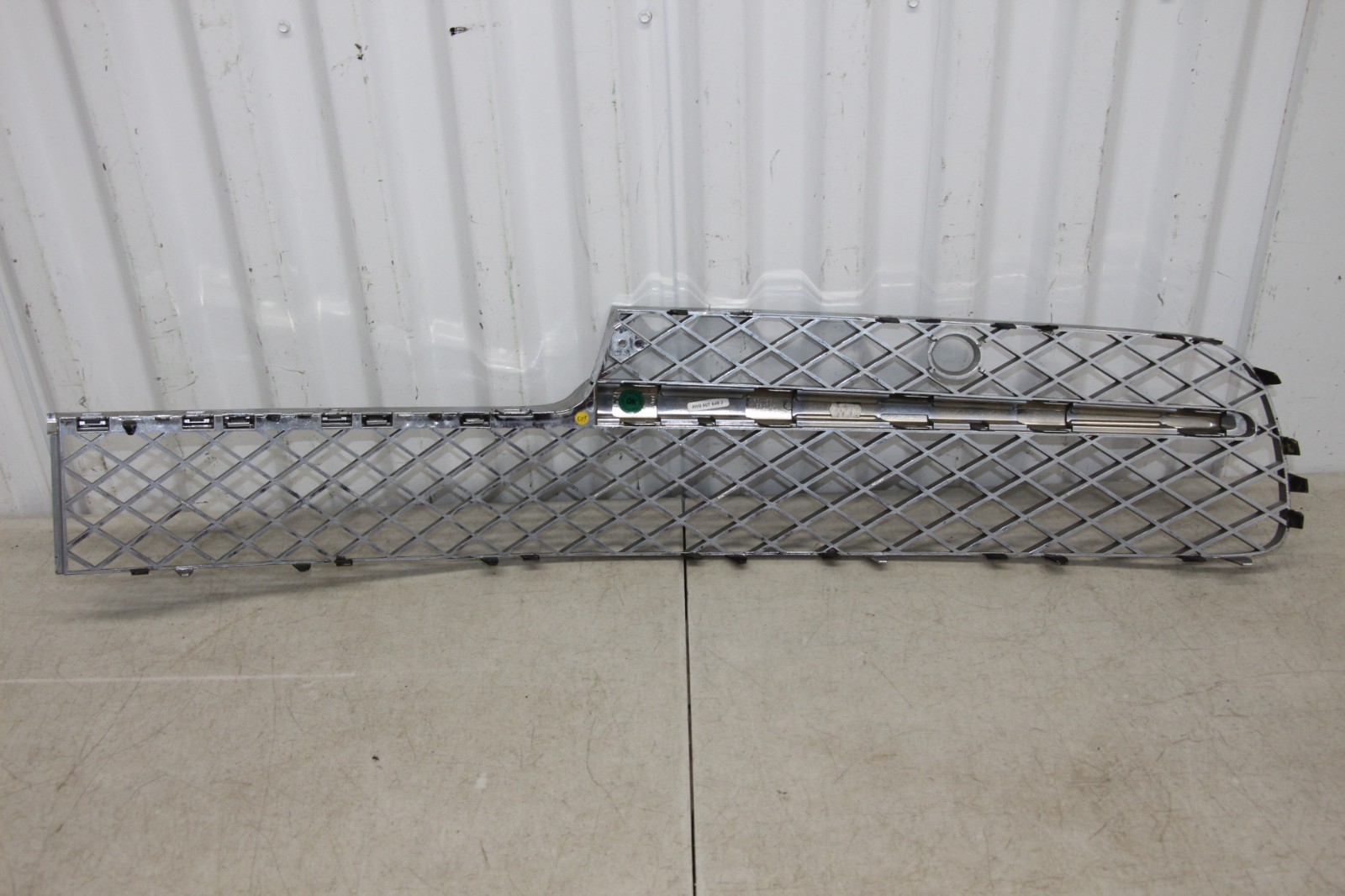 Bentley Continental Flying Spur 2013-2017 Right Grille Chrome