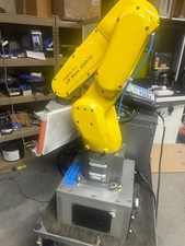Fanuc LR Mate 200iD w/ R-30iB Controller & i Pendant Handheld unit