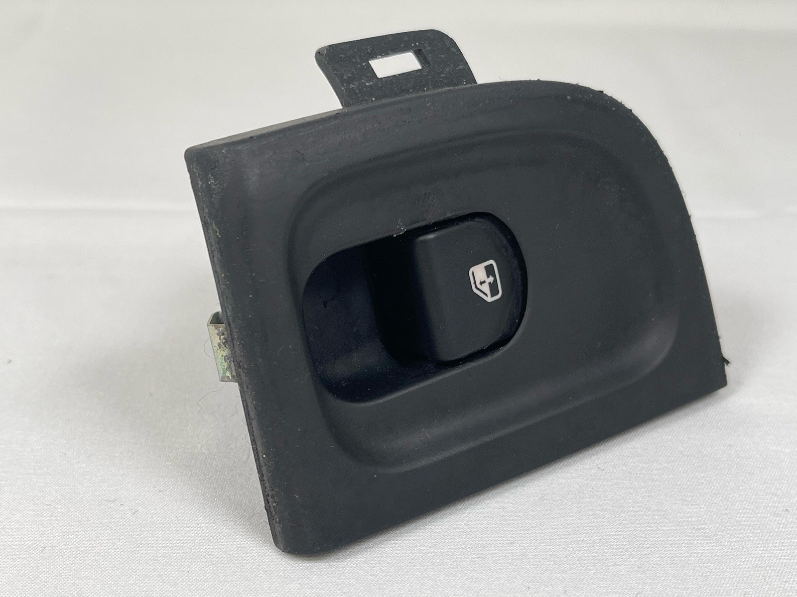 Maserati Quattroporte M139 Rear Left Side Window Switch Control 188259 OEM 03-13
