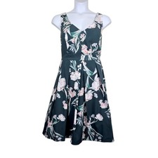 City Chic Womens Sleeveless Green Floral V-Neck Fit & Flare Dress Size 18 NWT
