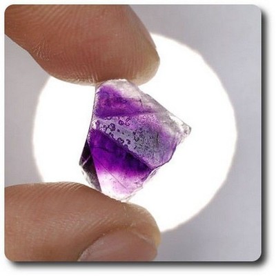 Amethyst-Kristall Aus Uruguay 10.63 Karat CRISTAL D' AMETHYSTE