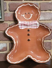 Boston Warehouse Trading Co. 14" Christmas Gingerbread Man Serving Platter