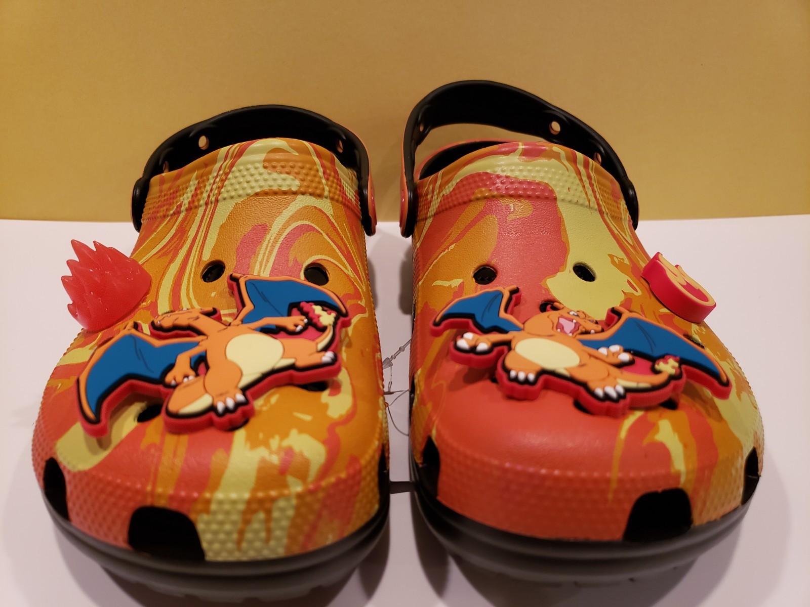 Crocs ~ Limited Edition Pokemon Charizard Clogs ~ Men's 6 /Women's 8 ~ NIB