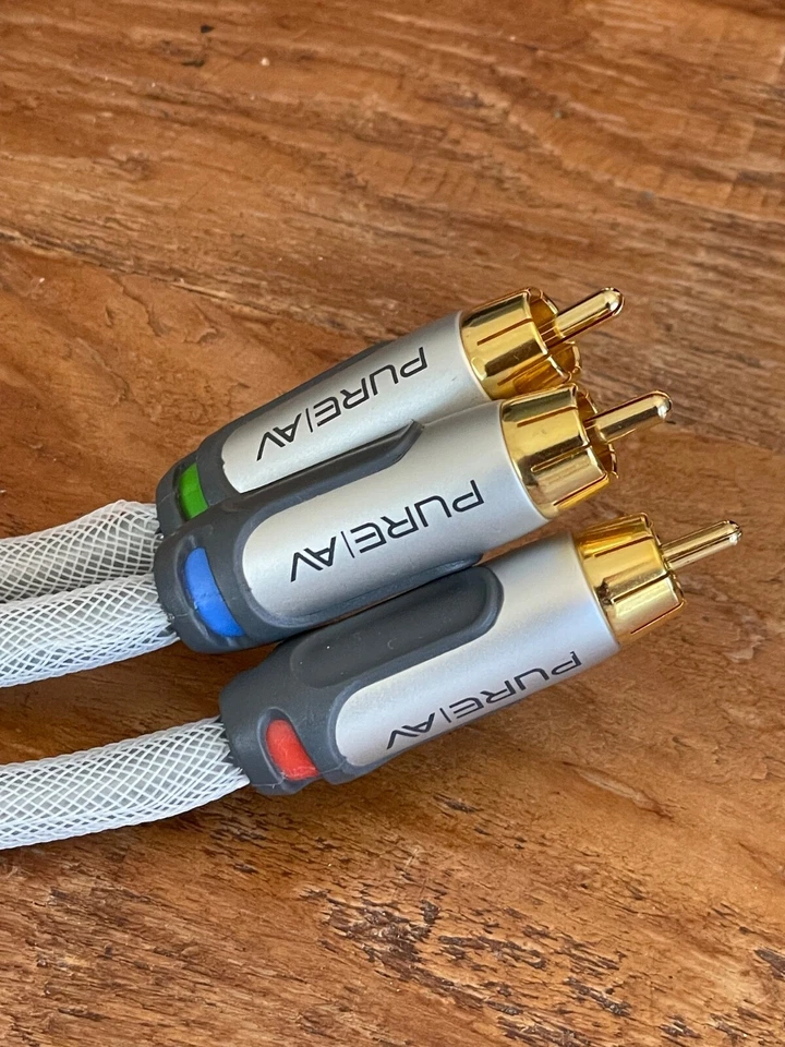 Belkin Silver Series PureAv RCA Component Video Cable (RGB) with PCOCC - Image 3 of 4