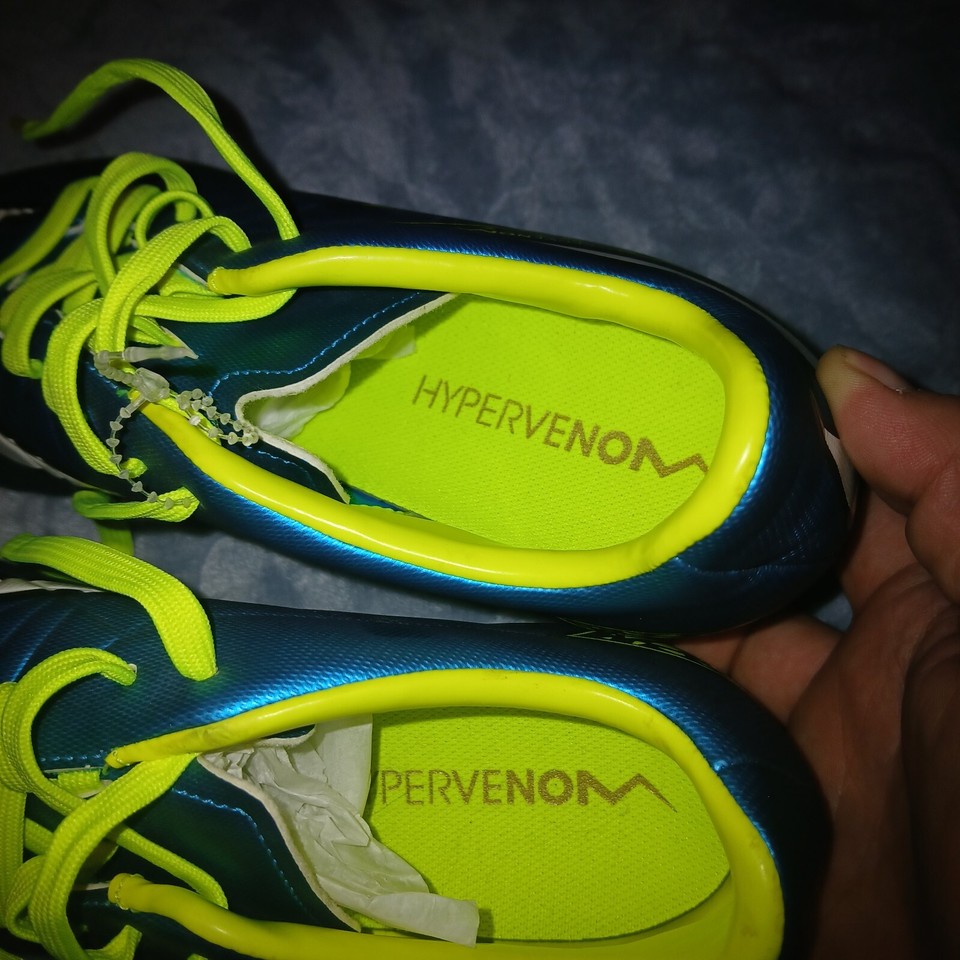 Nike Womens Hypervenom Phelon II FG Blue Soccer Cleats Shoes Size 7 eBay