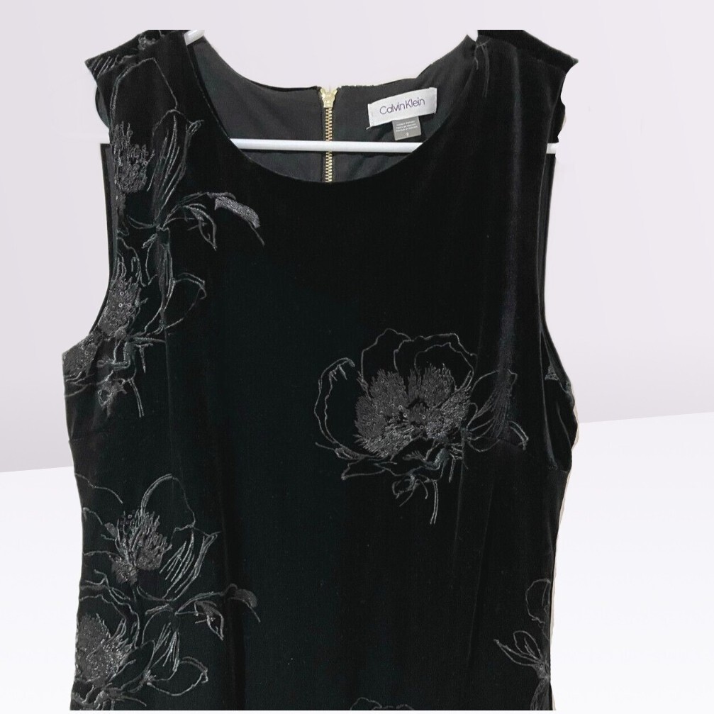 green emerald velvet dress Calvin Klein Velvet Bar Dress Malachite 2 at Amazon Women's Clothing store main image 1