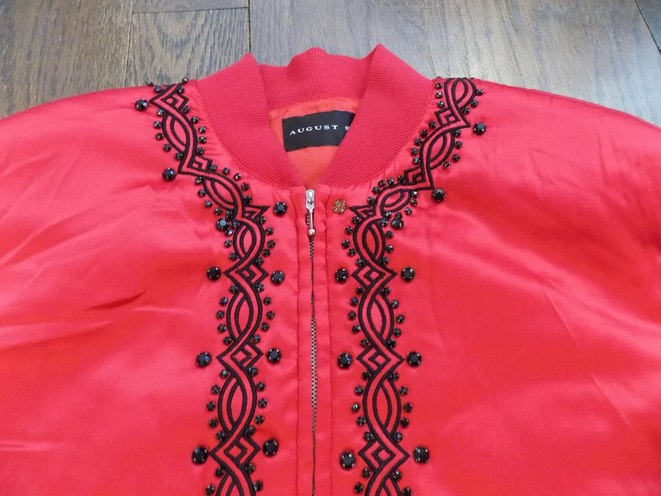 Vtg August 100% Silk Red Embellished Black Rhinestones Bomber Full Zip Pockets M - Imagem 2 de 4
