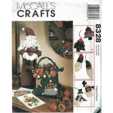 McCalls Sewing Pattern 8328 Ornaments Stocking Wreath