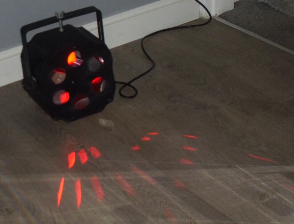 Chauvet Swarm Red And Blue Laser Strobe Lamp Light With Bracket - Image 4 of 4