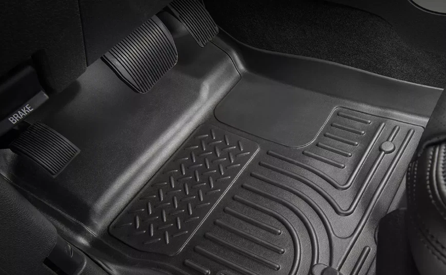 Juego de revestimiento de piso Husky Liners WeatherBeater, se adapta a Toyota Camry, Ford Taurus Foto 3 de 4