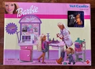 Vtg 1997 Barbie Lov-N-Care Vet Center - Mint