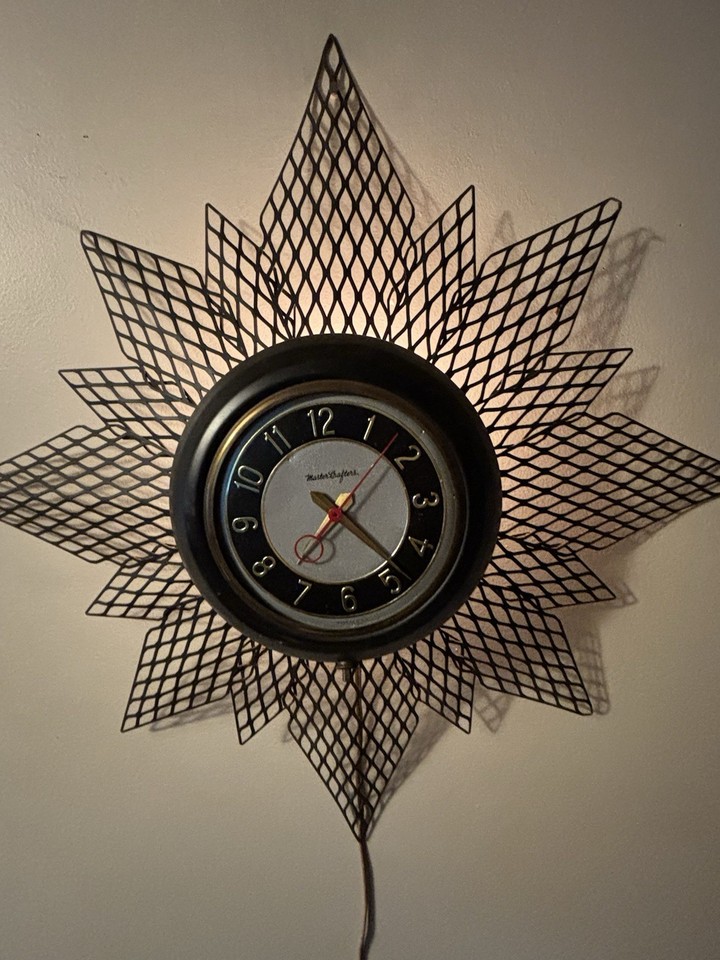 Vintage MCM Atomic Starburst Wall Clock Diamond Metal Electric Mastercrafters Co