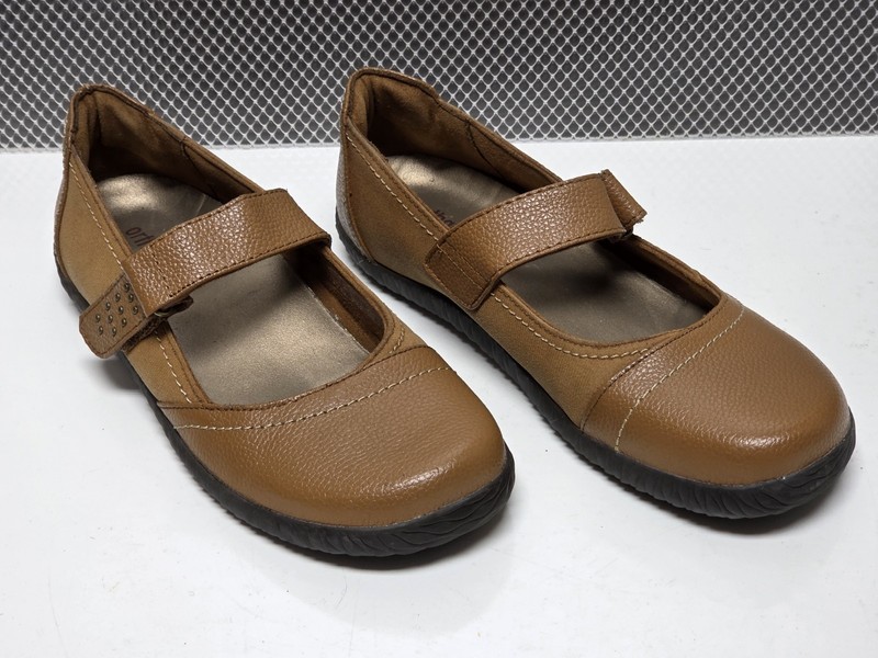 Orthaheel Vionic SARA Tan Leather Mary Jane Flats Sz EU 39 US 8 EUC Barely Worn 