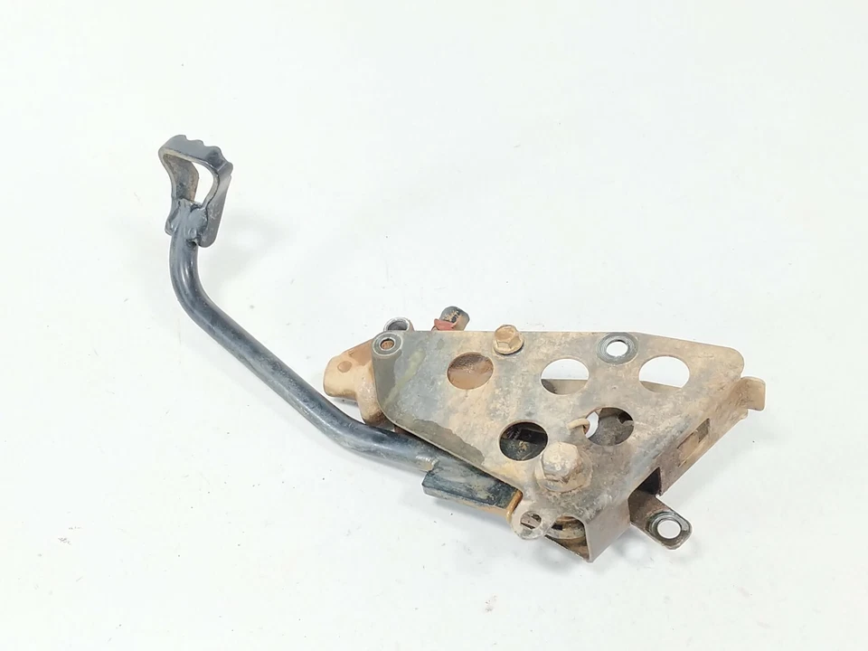 Soporte de montaje de pedal de freno de elevación alta Polaris Sportsman 850 17 Foto 2 de 4