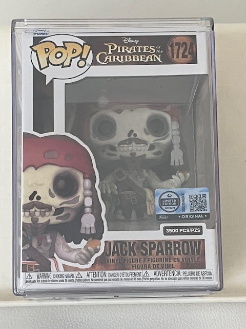 Funko Pop! Pirates of the Caribbean Jack Sparrow Skeleton #1724 LE /3500 IN HAND