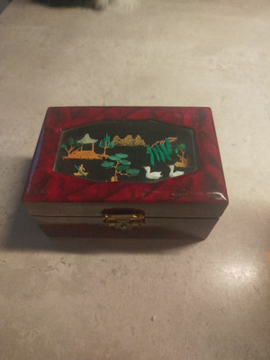 Vintage chinesische Kork Kunst Lackware rot Seidenfutter Andenken Box perfekt 