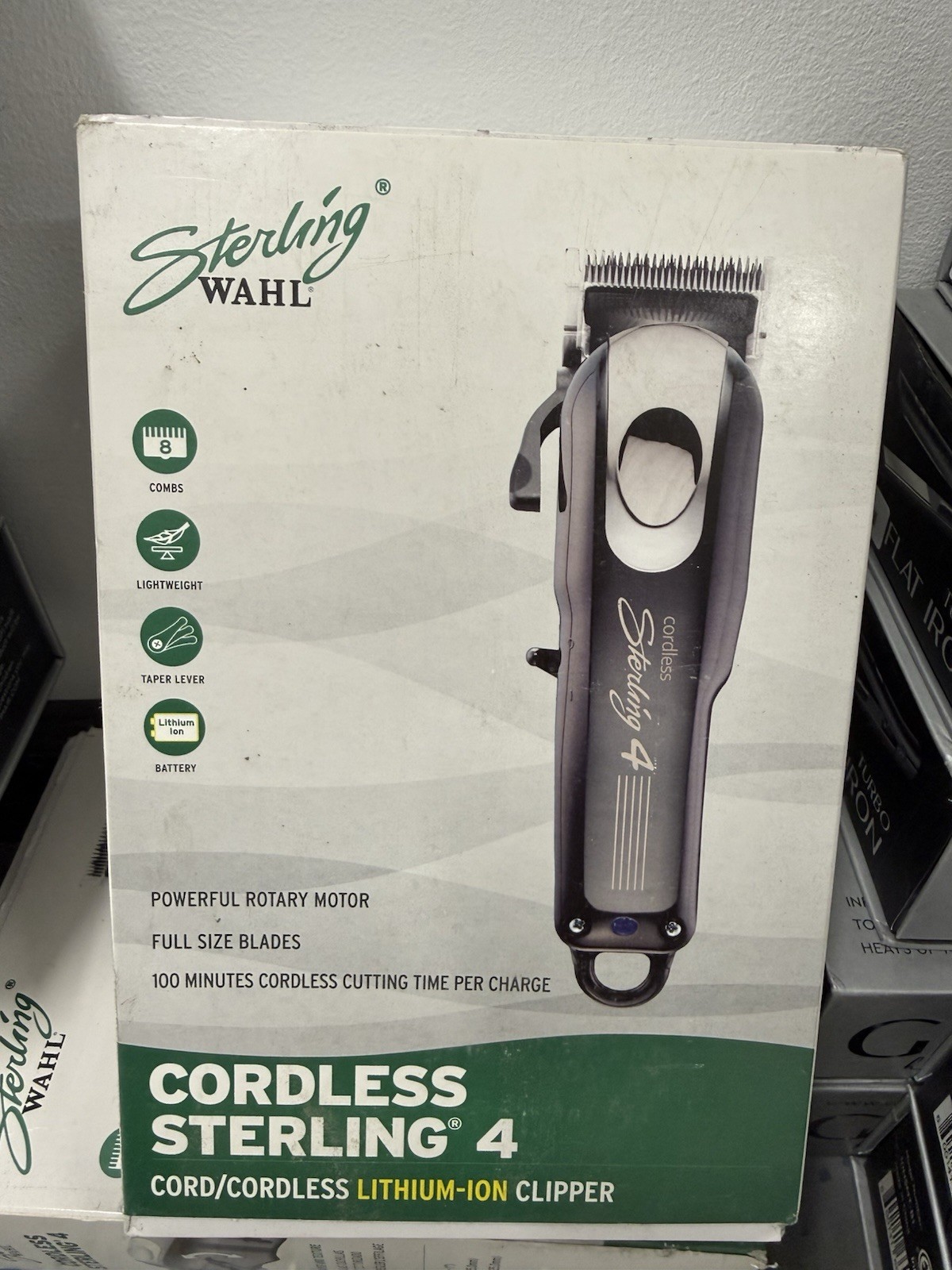 Wahl Sterling 4 Cordless Clipper Black/Silver Lithium-Ion Ro