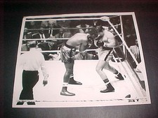 JOE FRAZIER VS BONAVENA 1968 ORIGINAL TYPE ONE PHOTO (VERY RARE)