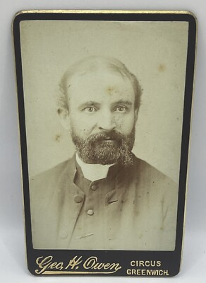 CDV Foto. Reverend. Möglicher Nachnamen Kasseln.