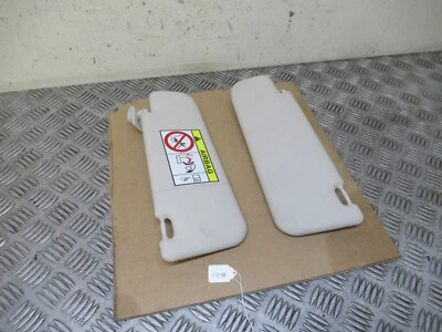 2021 FIAT 500 LOUNGE MHEV 312 4S MK4 3DRS HATCH PAIR OF SUN VISORS REF19990 - Image 1 of 4