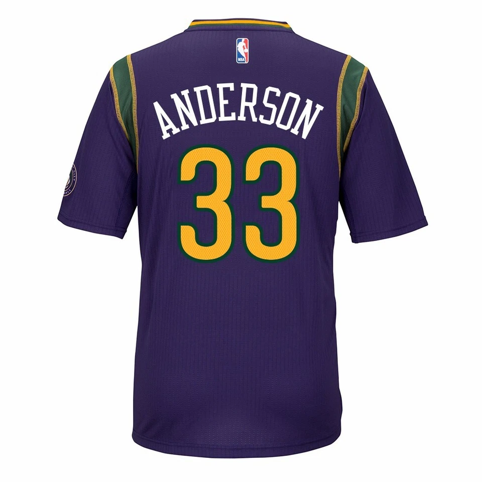 Camiseta deportiva para hombre Ryan Anderson New Orleans Pelicans Adidas Purple Pride Swingman Foto 3 de 4