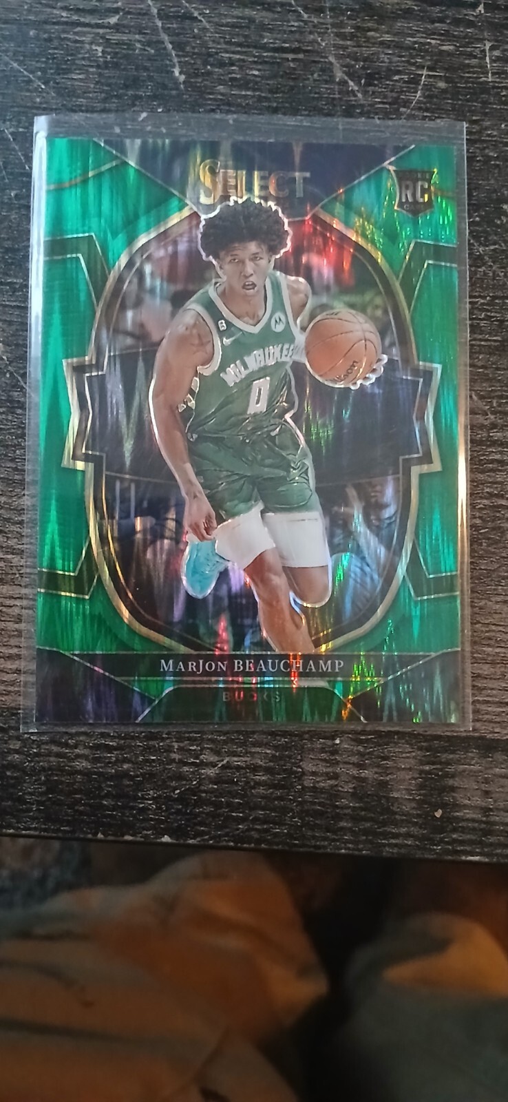 2022-23 Panini Select MarJon Beauchamp Green Shock Rookie Prizm #75 Milwaukee