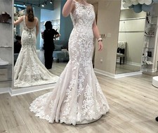 Justin Alexander Cayden Style Wedding Dress 88218 size US 8, nude/ivory