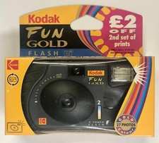 SUC 020 35MM Single Use Camera Kodak Fun Gold Flash NOS