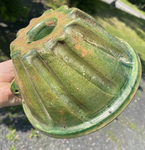 RARE Antique Green Glazed Pudding Mold 19th C. Primitive Kitchen Pottery Yellow - Picture 2 of 19