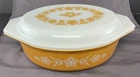 Vintage Pyrex Butterfly Gold 045 Oval 2 1/2 Quart Casserole Dish with Lid - NICE