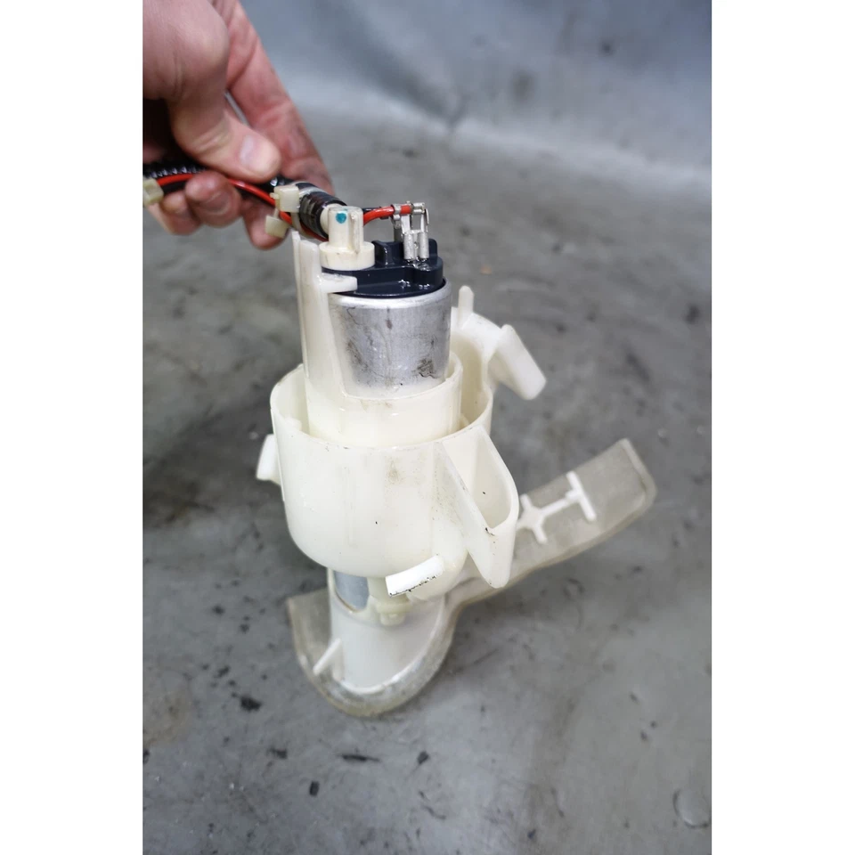 2014-2016 BMW F10 535d N57 Diesel Sedan Factory In-Tank Fuel Pump OEM - Image 3 of 4