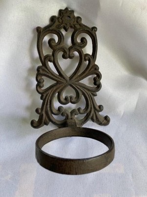 Vintage Cast Iron Wall Plant Holder Sconce Heart Design Rustic Brown 7''