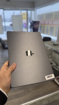 MacBook Pro (14'', M3 Pro/Max, Nov 2023 / As part